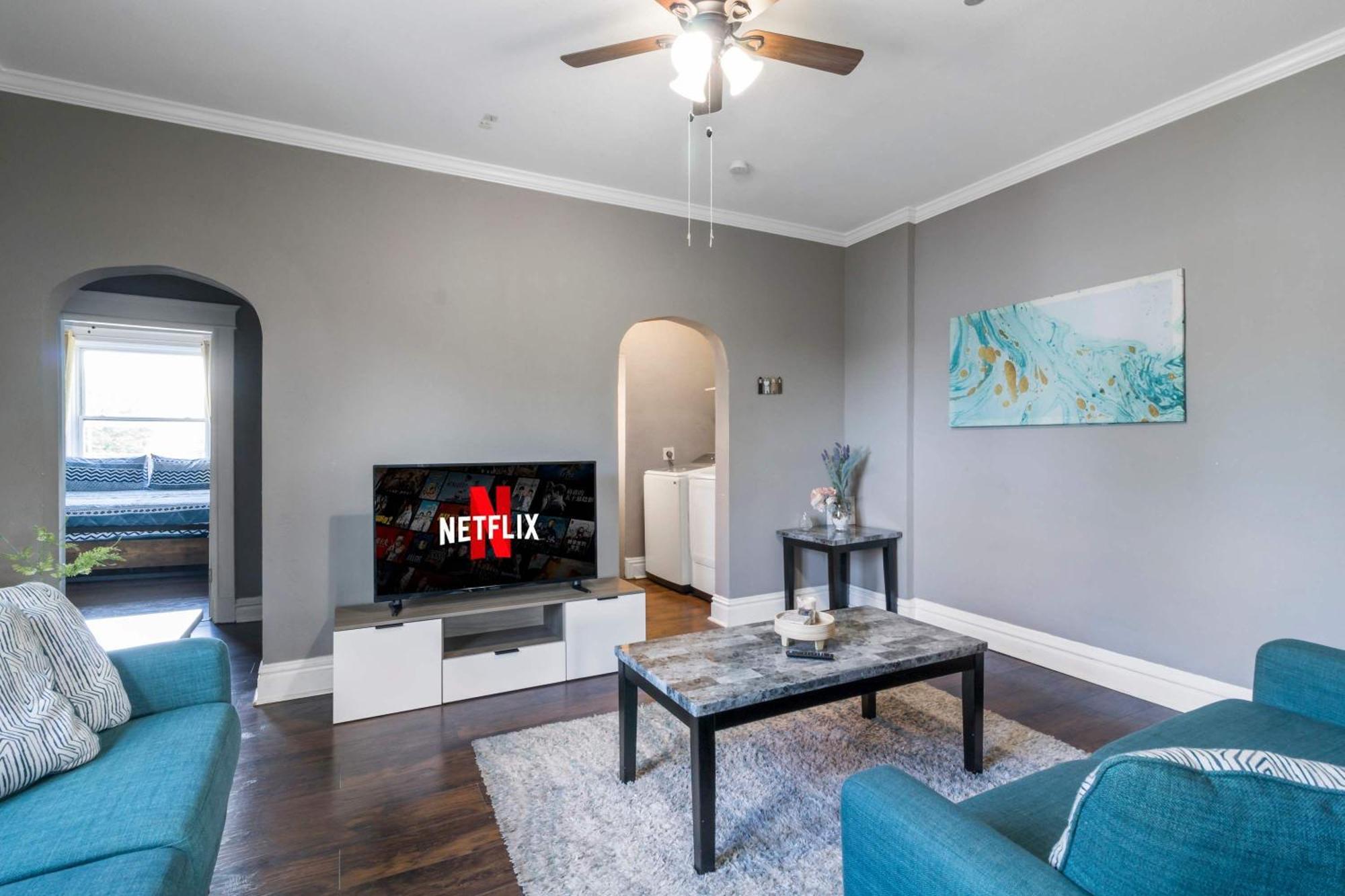 Roomy 2Br-1Ba Wfh Desk & Backyard Saint Louis Exterior photo